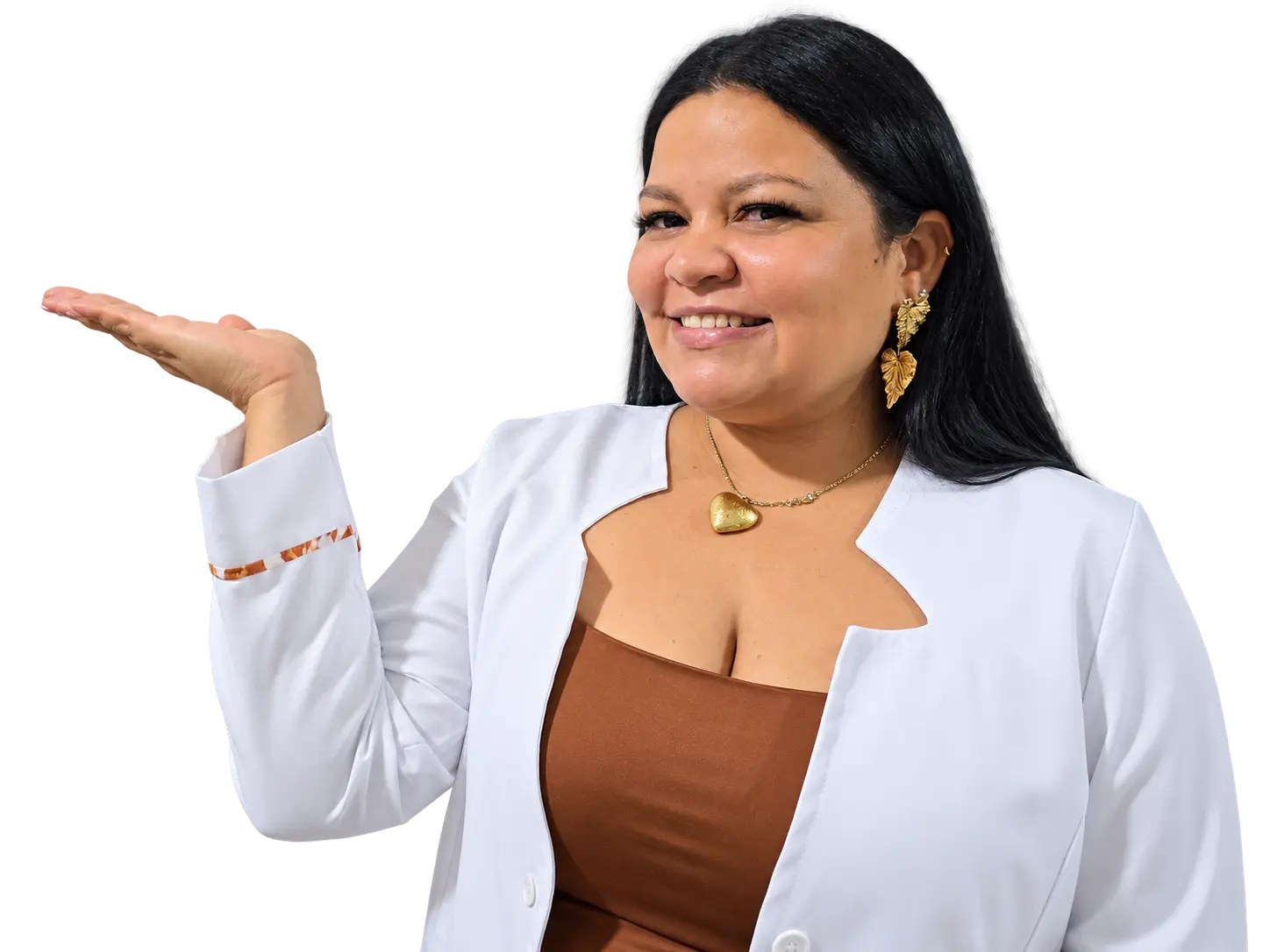 Dra. Yenica León dando la bienvenida a su consulta